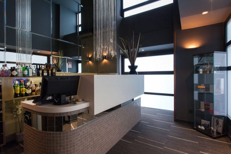 Recepción Luxtal Madrid Cuzco 768x512