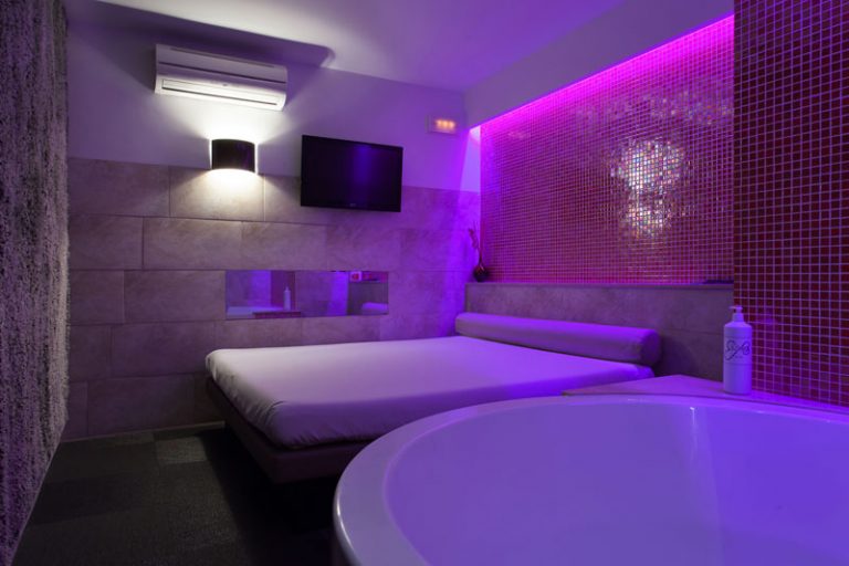 Superior Aqua 768x512