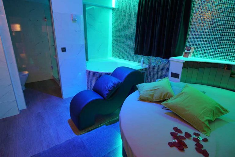 lujuria tantra 768x512